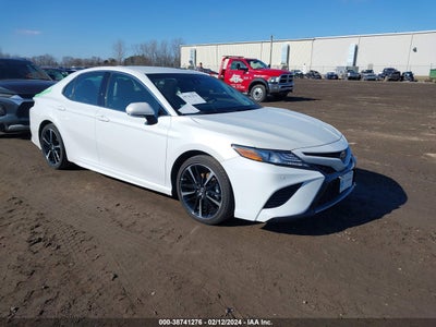 TOYOTA CAMRY 2018