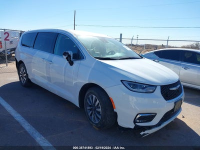 Chrysler Pacifica 2022