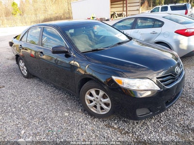 TOYOTA CAMRY 2011
