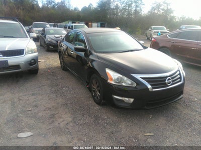 Nissan Altima 2015