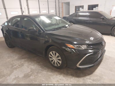 TOYOTA CAMRY 2023