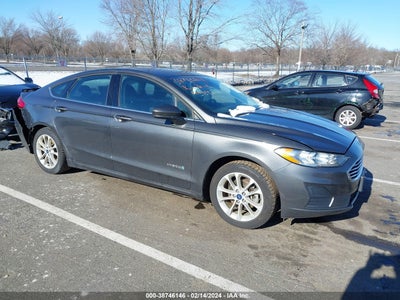 FORD FUSION HYBRID 2019