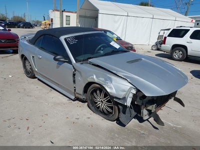 Ford Mustang 2001