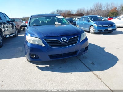 Toyota Camry 2011