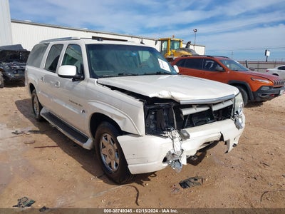 CADILLAC ESCALADE ESV 2005
