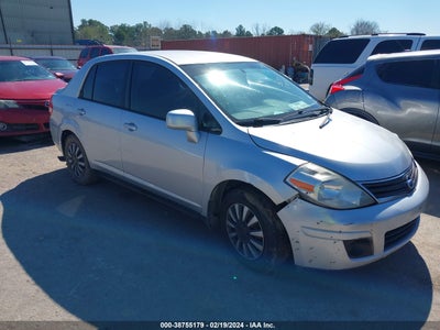 Nissan Versa 2011