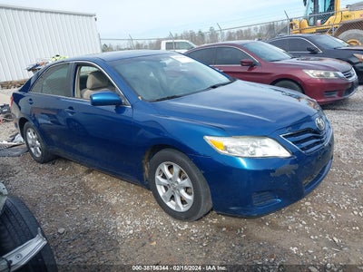 TOYOTA CAMRY 2011