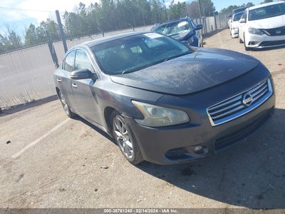 NISSAN MAXIMA 2013