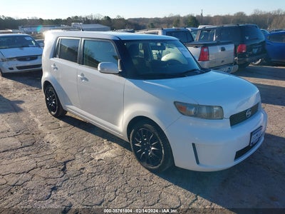 Scion Xb 2010