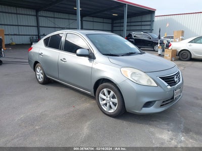 Nissan Versa 2014