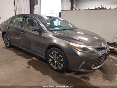 Toyota Avalon Hybrid 2016