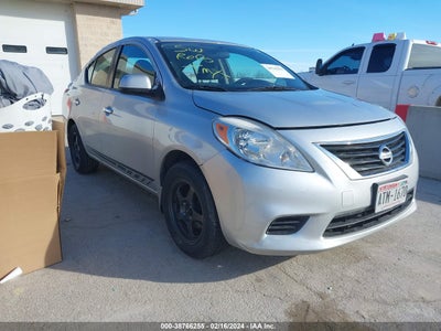 Nissan Versa 2012
