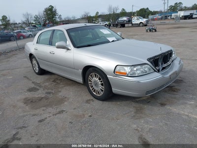 Lincoln Town car 2011