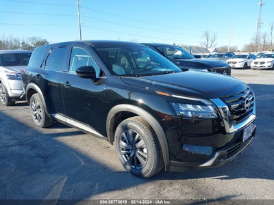 Nissan Pathfinder 2024