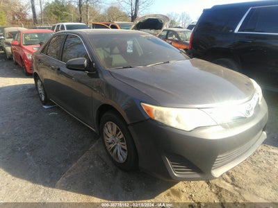 Toyota Camry 2014