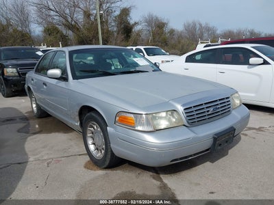 Ford Crown victoria 2001