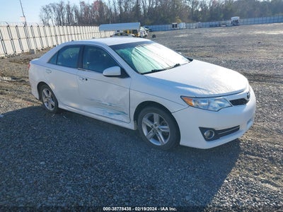 Toyota Camry 2014