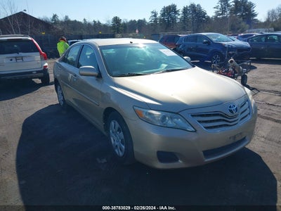 TOYOTA CAMRY 2011
