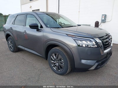 Nissan Pathfinder 2024