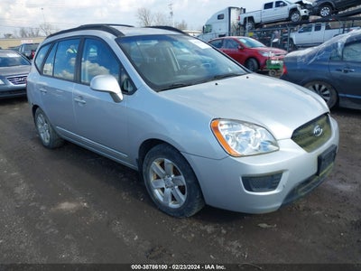 Kia Rondo 2008