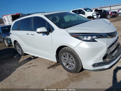 Toyota Sienna 2022