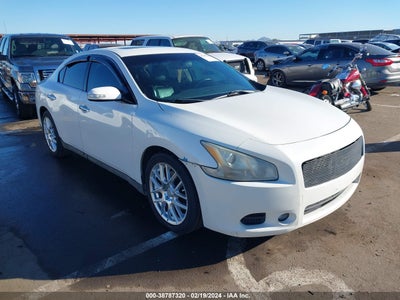 Nissan Maxima 2011