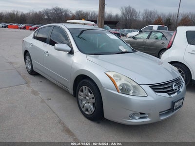 Nissan Altima 2012