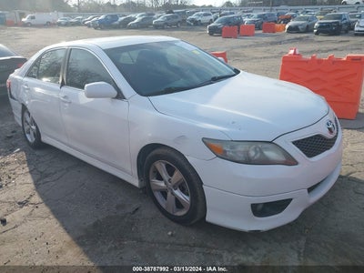 TOYOTA CAMRY 2011