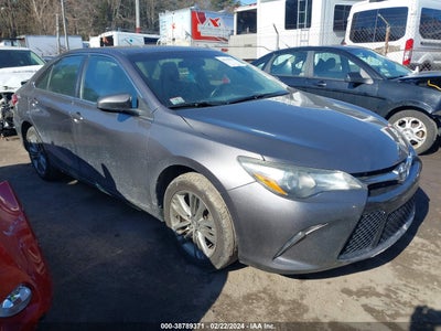 TOYOTA CAMRY 2016