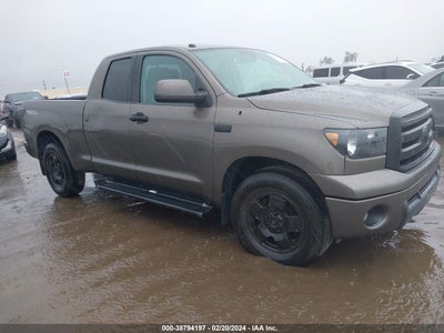 Toyota Tundra 2011