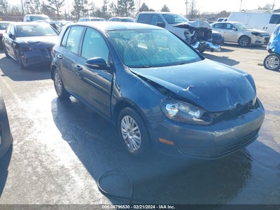 VOLKSWAGEN GOLF 2012