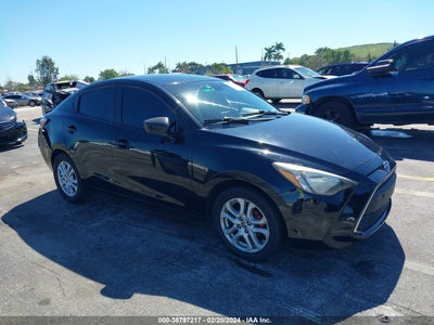 Scion Ia 2016