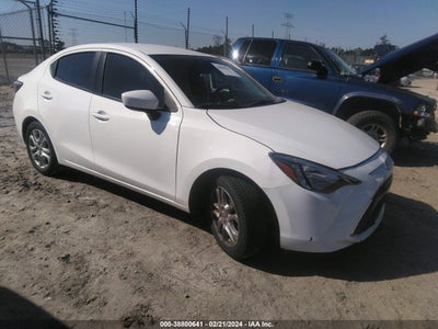 Scion Ia 2016