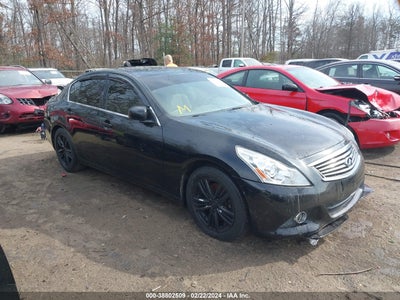 INFINITI G37 2013