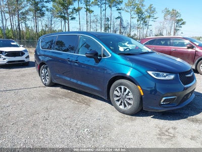 Chrysler Pacifica 2022