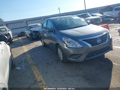 NISSAN VERSA 2019