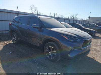 TOYOTA HIGHLANDER 2023