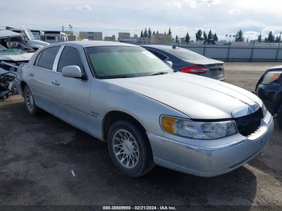 Lincoln Town car 2001