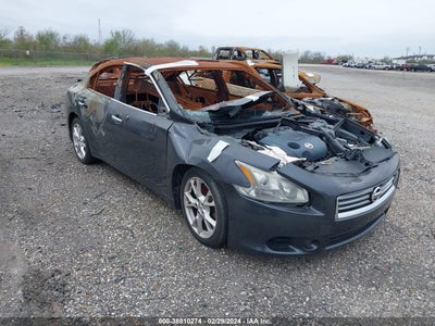 NISSAN MAXIMA 2012