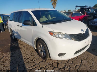 Toyota Sienna 2014