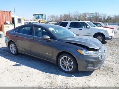 FORD FUSION HYBRID 2019