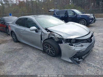 Toyota Camry 2023