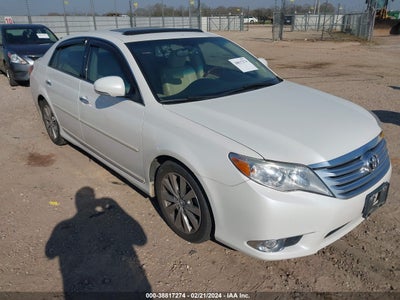 Toyota Avalon 2011