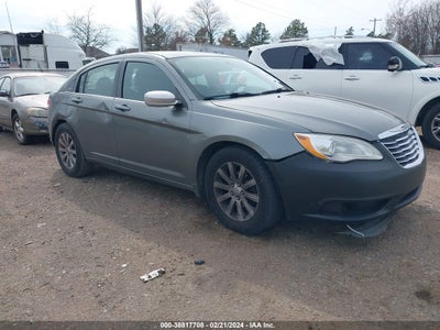 Chrysler 200 2013