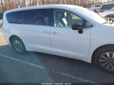 Chrysler Pacifica 2024