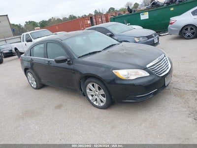Chrysler 200 2013