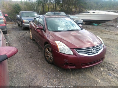 Nissan Altima 2010