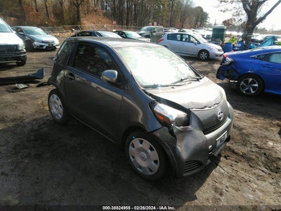 Scion Iq 2014