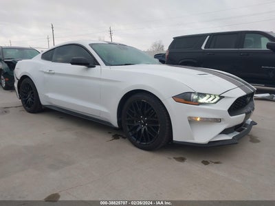 FORD MUSTANG 2020