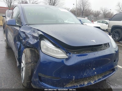 TESLA MODEL Y 2023